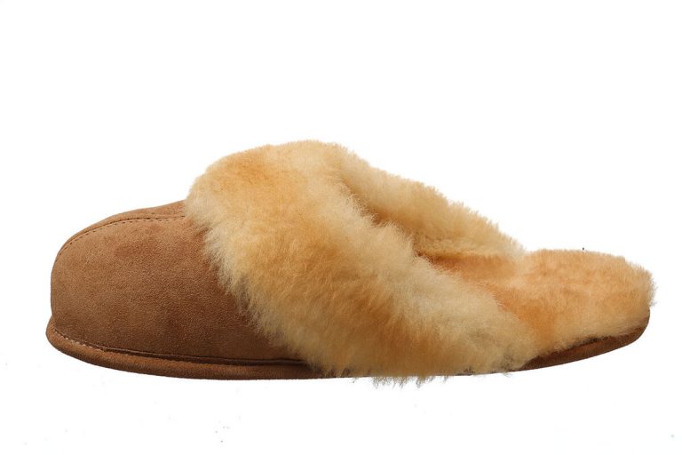 Women's Scuff Sheepskin Slippers - Image 2