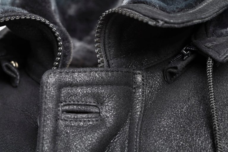 Men's Model D3 Shearling Coat - Image 4